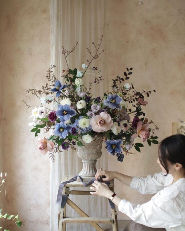 20 Beautiful Blue Bouquets Floral arrangement by Keira Fleur