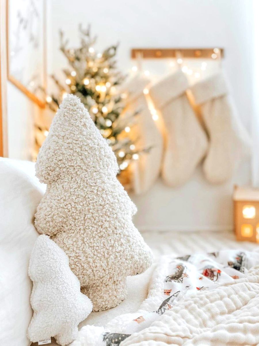 Christmas texture and accesories to decorate spaces
