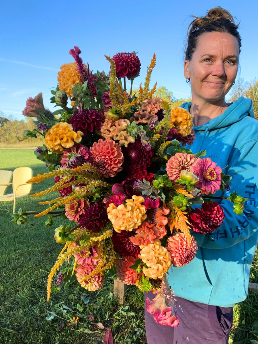 Lynsey Taulbee from Muddy Acres Flower Farm