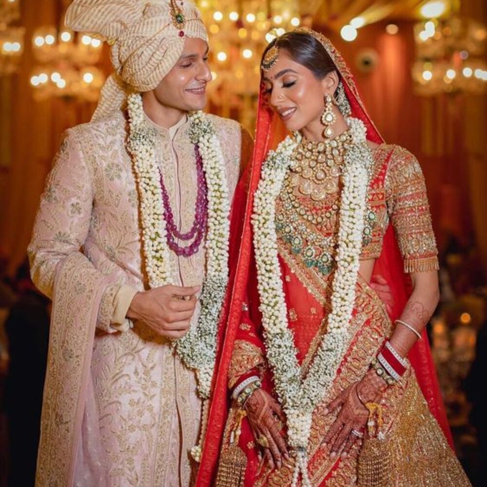 Use of jasmine in varmala as wedding garlands in India