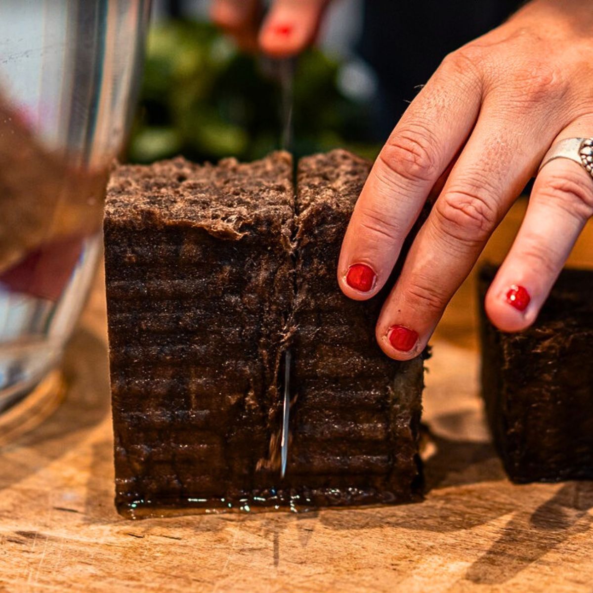 Sideau® Block Sideau® Block From Agra Wool Presents a Sustainable and Eco-Friendly Alternative for Floristry