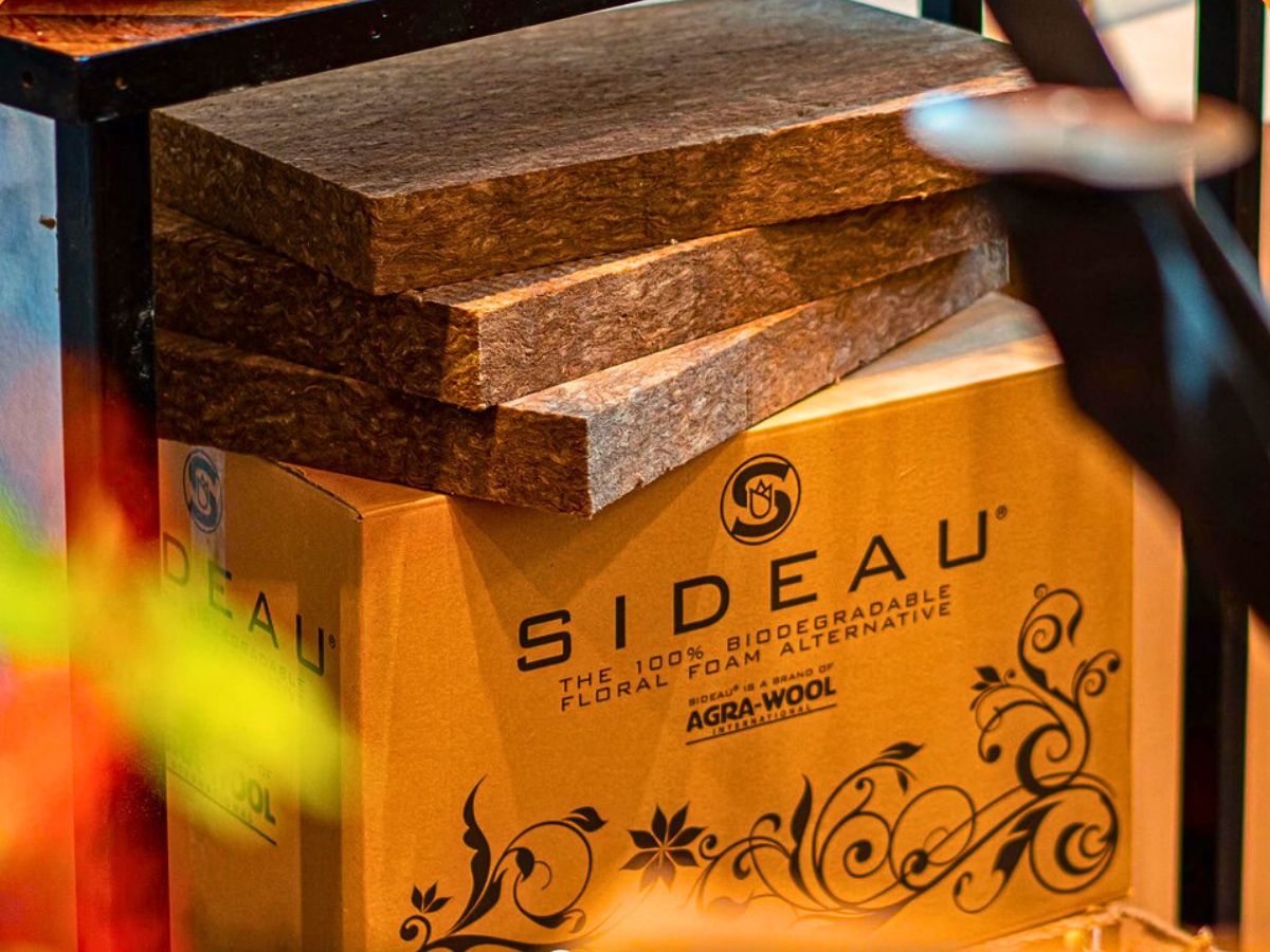 Sideau® Blocks Sideau® Block From Agra Wool Presents a Sustainable and Eco-Friendly Alternative for Floristry
