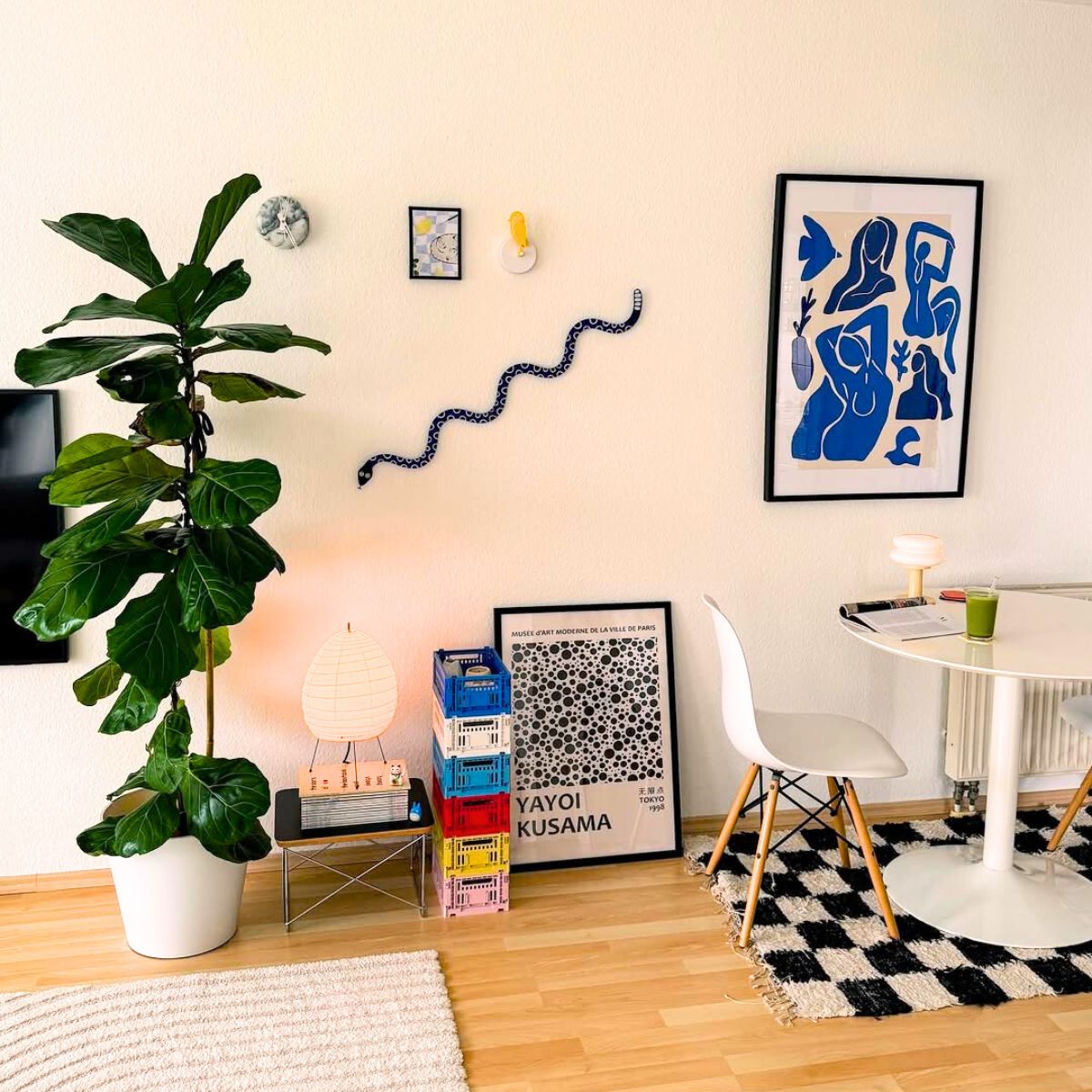 Scandi interior with fiddle leaf fig Scandi interior with fiddle leaf fig