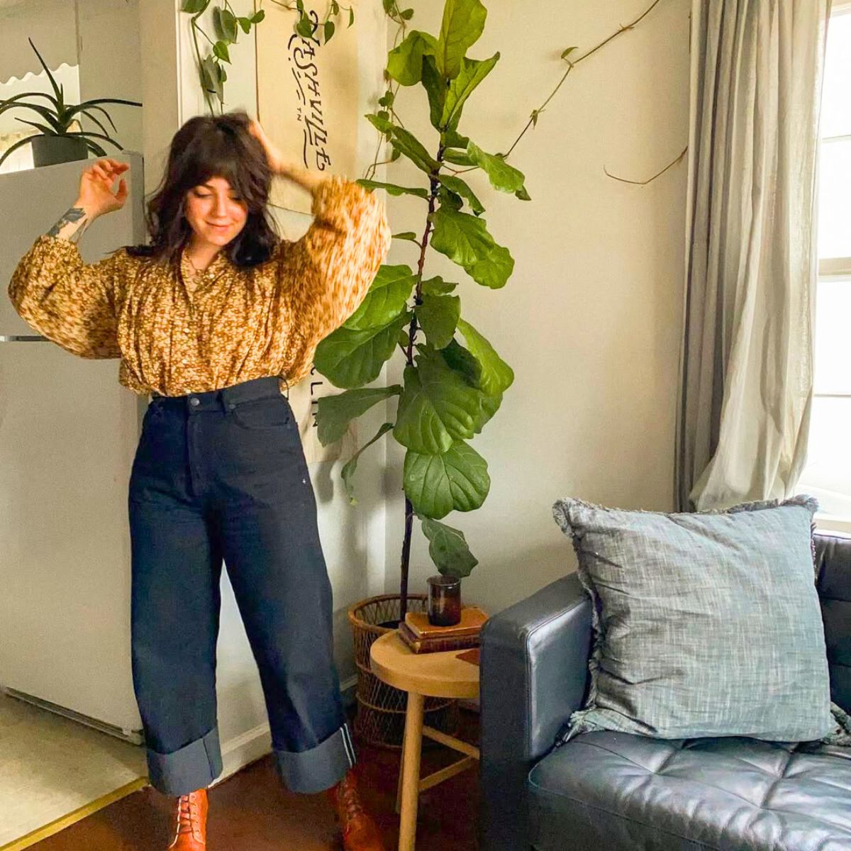 Fiddle Leaf Fig in a living room Fiddle Leaf Fig in a living room